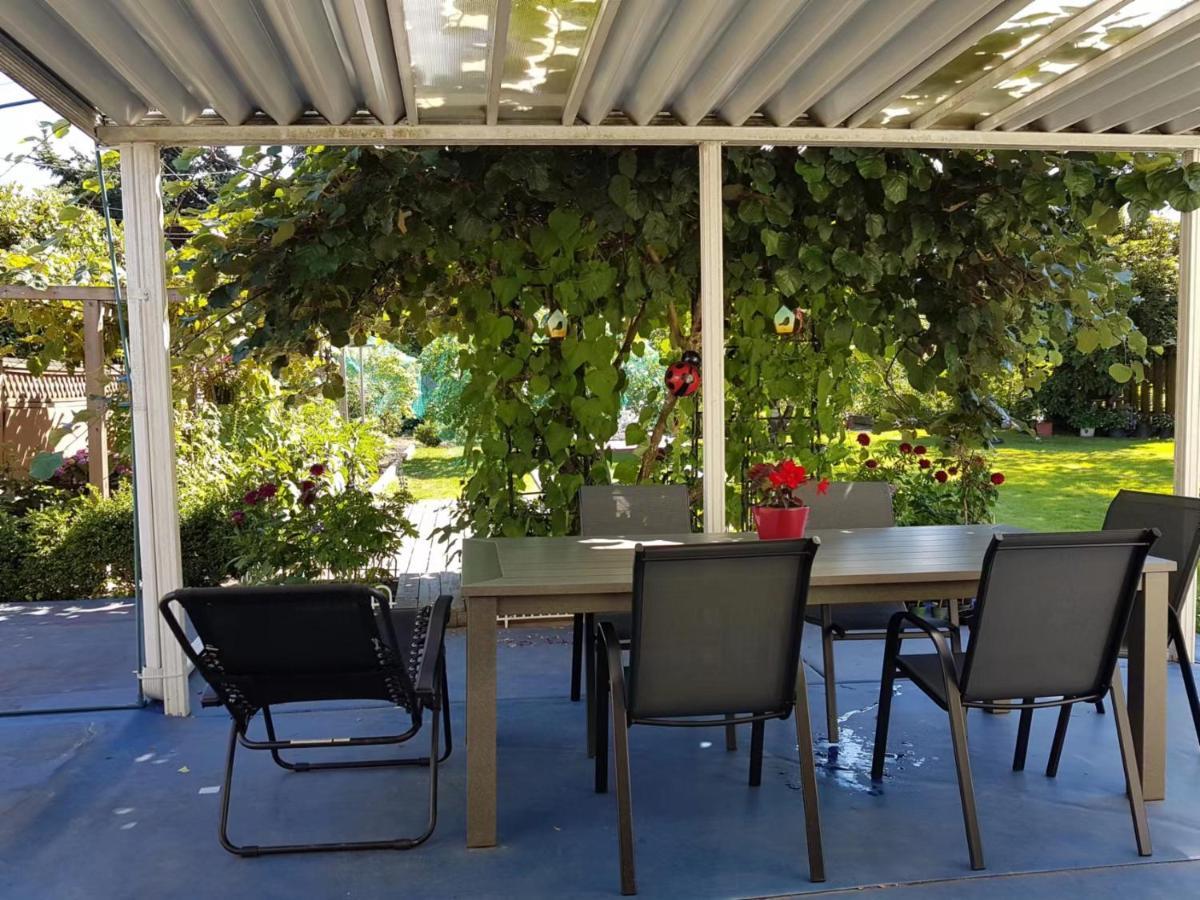 Private Single Room In A House 리치먼드 외부 사진