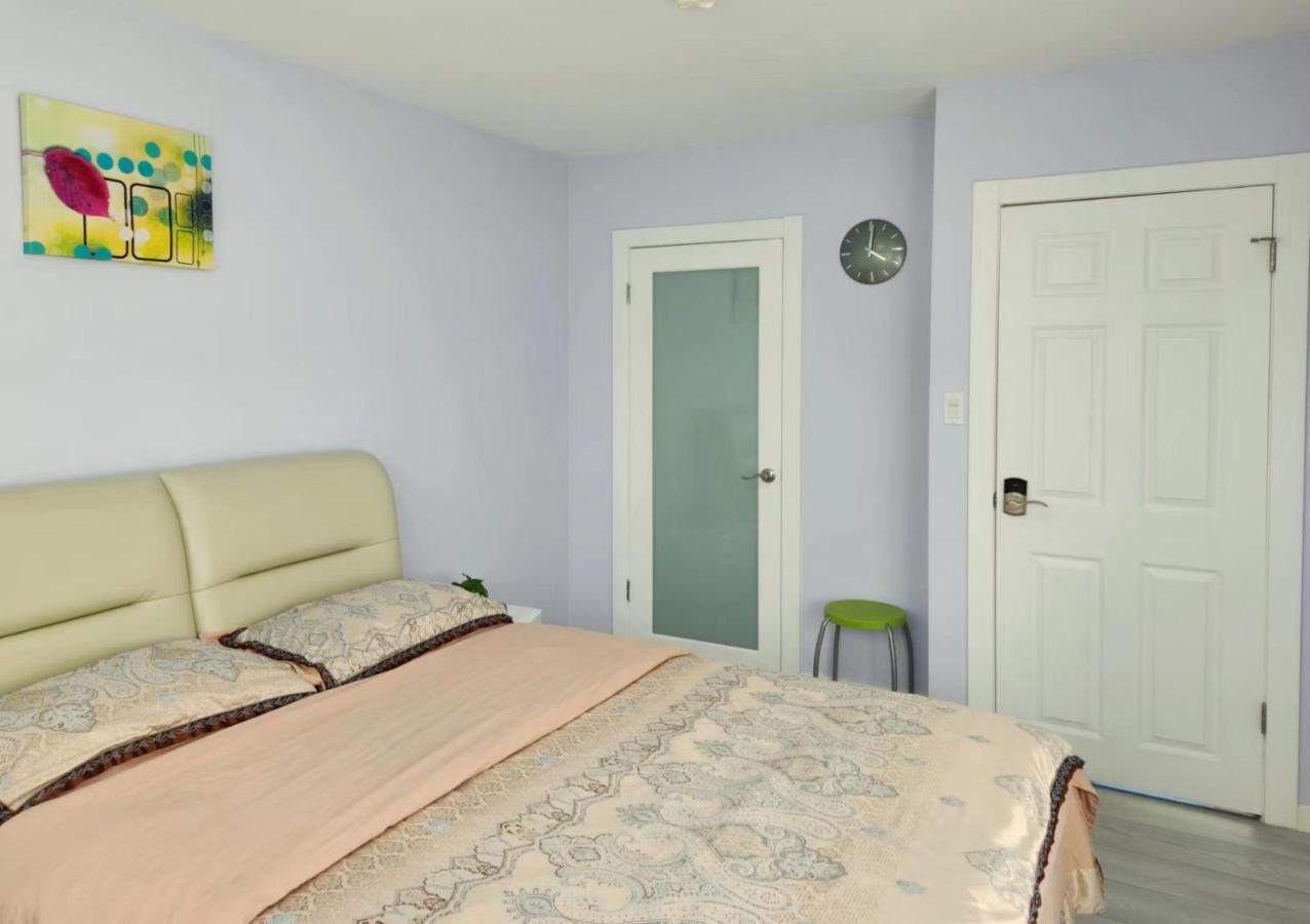 Private Single Room In A House 리치먼드 외부 사진